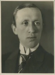Porträtt av Karel Capek 1890-1938, 1930.