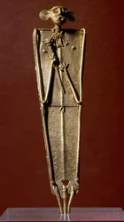 Pre-columbiansk konst, Muisca civilisation: statyett av kvinna (Tango) i guld. 1400-1600-talet. Bogota, Museo de Oro, Colombia