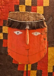 Begravningsmask / Peru, Chancay-kulturen. (Hår, målat trä)