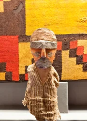 Begravningsstatyett/ Peru, Chancay-kulturen (Målat trä, textilfiber)