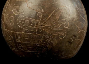 Vas med bygelskaft / Culture Chavin (terrakotta)