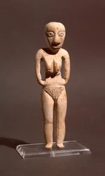 Figurin av en naken kvinna från den badariska eller tidigneolitiska perioden, ca 4000 f.Kr.