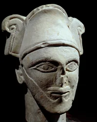 Förhistoria: chef för kock semite i sten. egyptiska och beduinska influenser. Järnåldern. Amman. Nationalmuseet, Jordanien