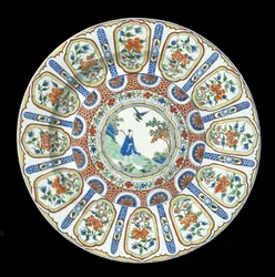 En stor verte Imari-fat, Kangxi-perioden, 1662-1722 (porslin)