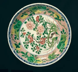 Fat med famille verte-dekoration, Kangxiperiod, 1662-1722 (keramik)