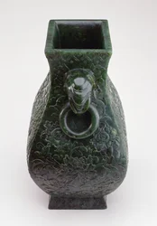 Kejserlig bronsvas i Fang Hu-form, Qianlongperioden (1736-96)