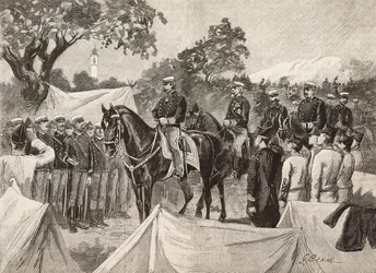 Umberto I (1844-1900), kung av Italien, med några officerare, på besök i militärläger, 11 september