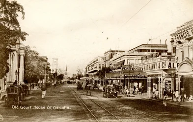 Old Court House St. Calcutta, ca 1900-20 (sepiafoto)