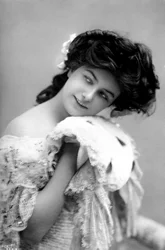Ethel Oliver, skådespelerska, 1900-tal.