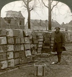 Övergiven tysk ammunition nära Cambrai, första världskriget, 1914-1918.
