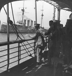Brittiska trupper på ett truppskepp, första världskriget, c1914