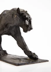 Panther walking, bakre ben höjt, ca 1904 (patinerad brons)
