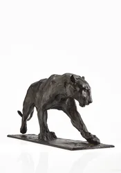 Panther walking, bakre ben höjt, ca 1904 (patinerad brons)