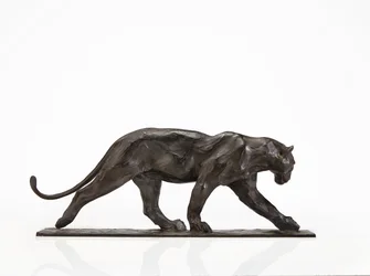 Panther walking, bakre ben höjt, ca 1904 (patinerad brons)
