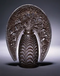 Bouchons Fleurs de Pommiers nr 493, ca 1919 (klart och frostat rosa-målat glas)