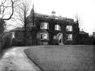 Gadshill, nära Rochester, köpt av Dickens 1856, 1923.