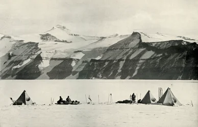 Camp Under The Wild Range, 20 december 1911, 1913