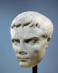 Det antika Roms konst: Augustus ansikte (Octavianus eller Octavianus, 63 f.Kr.-14 e.Kr.. Den första romerske kejsaren. Skulptur som hittades i Cos, mellan 27 och 20 f.Kr.). Paris, Louvren