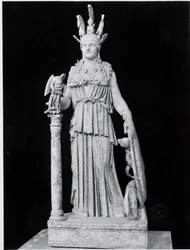 Athena Parthenos, kopia av ett original från 400-talet f.Kr. av Fidias (ca 500-ca 432 f.Kr.)