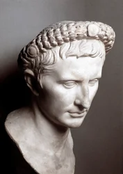 Byst av den romerske kejsaren Augustus (Gaius Julius Caesar Octavianus) (63 f.Kr.-14 e.Kr.), marmor, Musei Capitolini, Rom, Italien