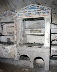 Columbarium - Pomponis Hylax grav