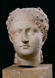Chef för Agrippina den yngre (ca 16-59) (marmor)