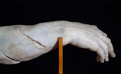 Polyphemus högra hand, fragment av Polyphemus Group, eller Ulysses som förblindar Polyphemus, marmorskulptur av Agesander, Athenodorus och Polydorus, kopia av original från den hellenistiska perioden, romersk civilisation