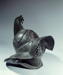 Roman Antiquite: Gladiatorhjälm används under strider. Hitta Pompei. Paris, Louvren