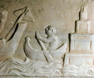 Romersk konst: "" en sjöman som guidar ett fartyg i hamnen i Ostia (Ostia), stadens fyr är synlig"" Detalj av en relief från 1:a århundradet e.Kr. Ostia, Museo Ostiense