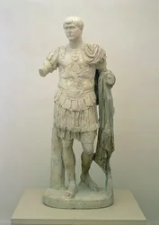 Staty av kejsar Trajanus (c.53-117) Antoninperiod, c.120 AD (pentelisk marmor)