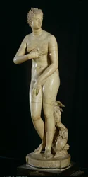Medici-Venus, kopia av det hellenistiska originalet av Praxiteles (ca 370-330 f.Kr.)