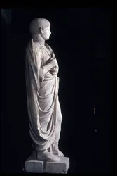 Togate-staty av den unge Nero, c.50 AD (marmor)