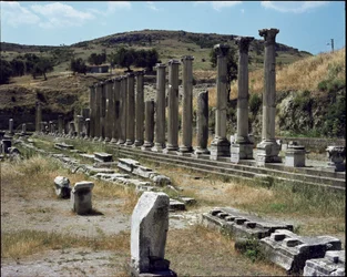 Utsikt över helgedomen Asklepios (283 till 133 f.Kr.)