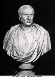 Byst av Marcus Tullius Cicero (marmor)