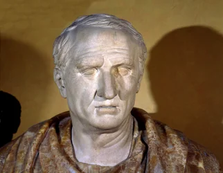 Marmorbyst av Cicero (Marcus Tullius Cicero), romersk politiker, talare och författare