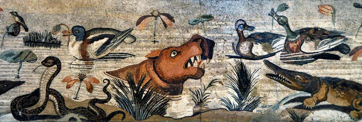Mosaikfris från Pompeji (Faunens hus, Casa del Fauno - nilotisk scen - djurliv vid Nilen: flodhäst, krokodil, orm, änder - romersk konst - Nationella arkeologiska museet i Neapel, Italien - Museo Archeologico Nazionale, Napoli, Italia - fotografi av