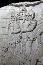 Romersk konst: "" Krigare som bär den romerska örnen (Aquiliferes)"" Form från 1862 som reproducerar basrelieferna av Trajanus kolumn (kolonn Trajanus) (Colonna Traiana) i Rom byggd under kejsar Trajanus (53-117) regeringstid. . Trajane-kolonnen firas
