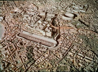 Romersk konst: modell som visar staden Rom under antiken. I centrum reserverar Circus Maximus eller Grand Circus för tankrace. Rom, Museo della Civilta romana - romersk konst. Circus Maximus och etruskiska murar. Detalj från rekonstruktionsmodellen
