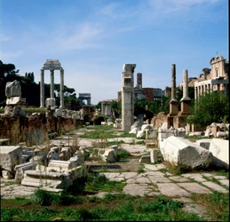 Romersk konst: utsikt över Forum (foro romano). Rom
