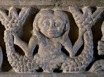 Tvåstjärtad sjöjungfru, detalj från romansk fris, Italien