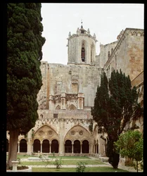 Utsikt över klostret och katedralen Sainte Thecle (Sainte-Thecle) i Tarragona