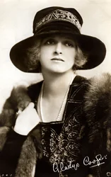 Gladys Cooper 1888-1971, engelsk skådespelerska, tidigt 1900-tal.