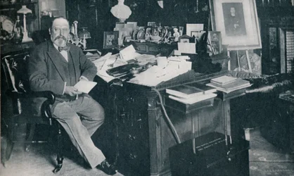 Kung Edward VII i hans arbetsrum vid Marlborough House, London, c1904 1911
