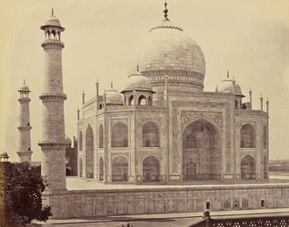 Agra; Taj, från hörnet av fyrkanten