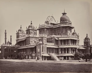 Lucknow. Kaiserpasset och vy från sydost