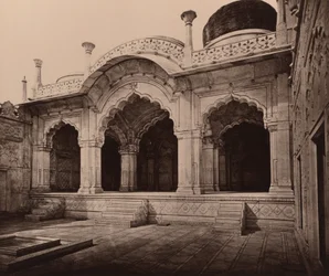 Moti Masjid i palatset