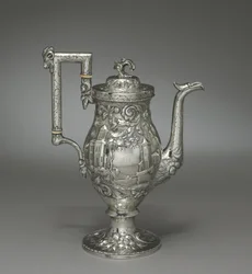 Kaffekanna i nyrokoko, ca 1840
