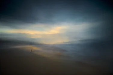 Misty Beach – Ensamhet
