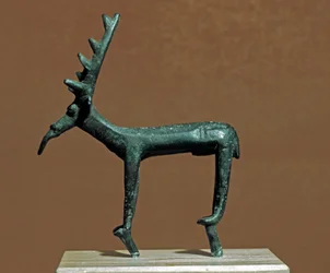 Nuragisk kultur (nuragher), sardinsk: bronsstatyett av hjorten från Iglesias. 700-600-talet f.Kr. Cagliari, Museo Nazionale Archeologico, Sardinien, Italien