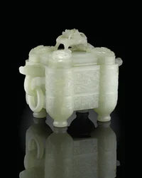 Arkaistiskt kärl och omslag, Tulu, Qianlong Period (1736-95) (blek celadon jade) (se även 619015)
